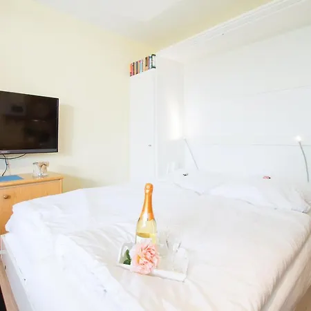 Kluvetasch Nr 1 - Ostseekrabbe アパート Rettin